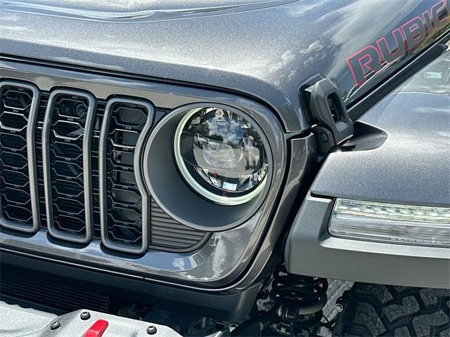 new 2025 Jeep Gladiator car, priced at $56,816