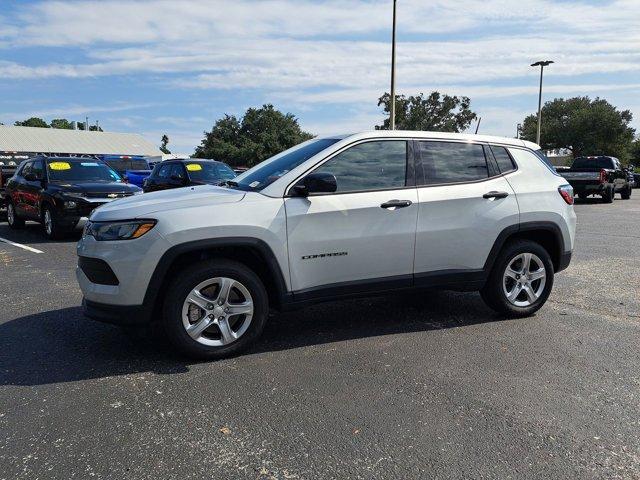 new 2024 Jeep Compass car, priced at $27,247