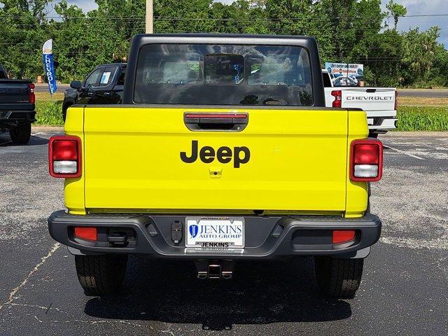 new 2024 Jeep Gladiator car, priced at $45,859