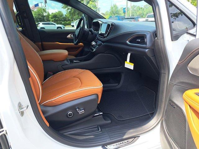 new 2024 Chrysler Pacifica car, priced at $47,808