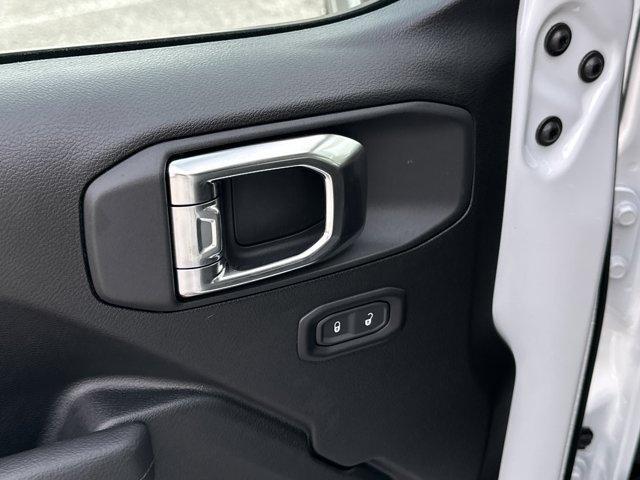 new 2025 Jeep Wrangler car, priced at $39,988