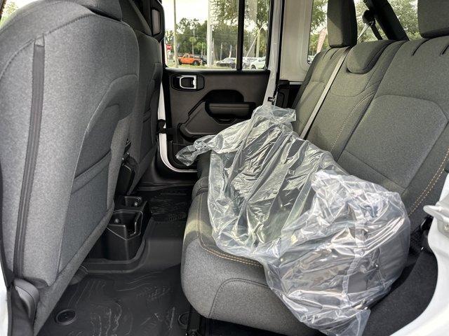 new 2025 Jeep Wrangler car, priced at $39,988