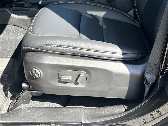 new 2025 Jeep Gladiator car, priced at $47,710