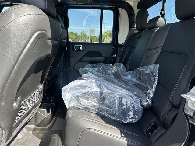 new 2025 Jeep Gladiator car, priced at $47,710