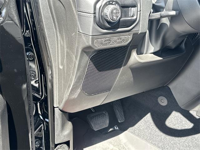 new 2025 Jeep Gladiator car, priced at $47,710