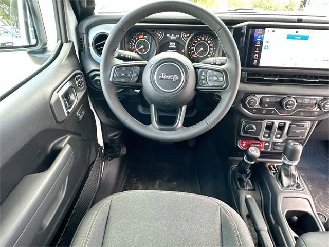 new 2025 Jeep Wrangler car, priced at $40,326