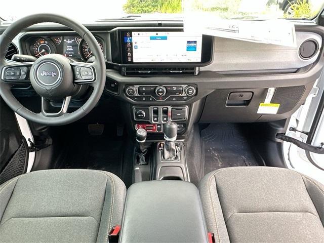 new 2025 Jeep Wrangler car, priced at $40,326