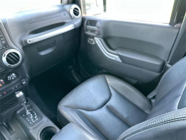 used 2015 Jeep Wrangler Unlimited car, priced at $15,893