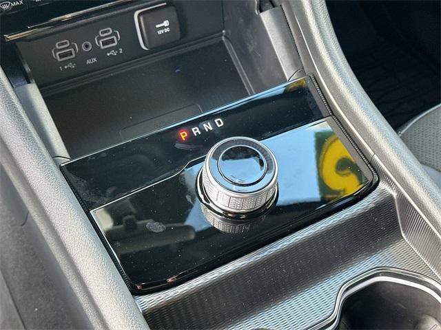 new 2025 Jeep Grand Cherokee car, priced at $43,805