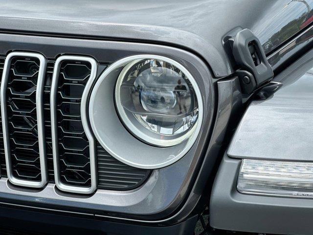 new 2025 Jeep Wrangler car, priced at $55,109