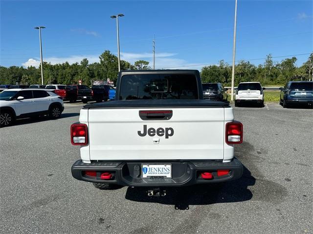 used 2023 Jeep Gladiator car, priced at $43,377
