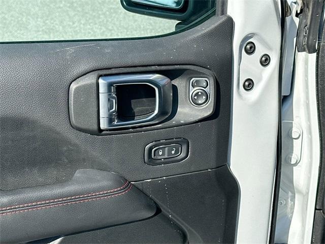 used 2023 Jeep Gladiator car, priced at $43,377
