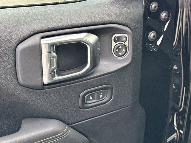 new 2025 Jeep Wrangler car, priced at $55,402