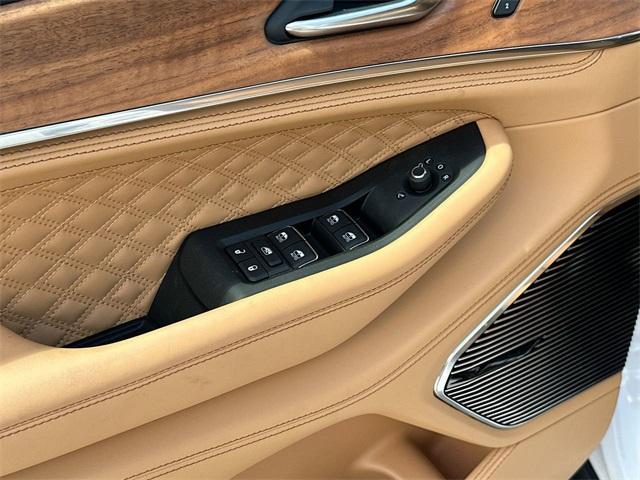 new 2025 Jeep Grand Cherokee L car, priced at $66,036