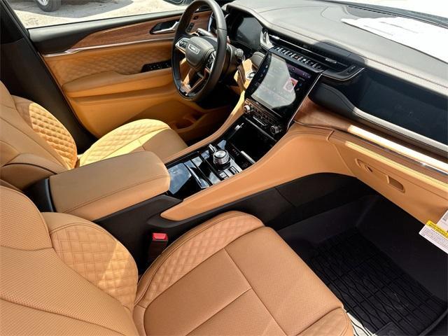 new 2025 Jeep Grand Cherokee L car, priced at $66,036