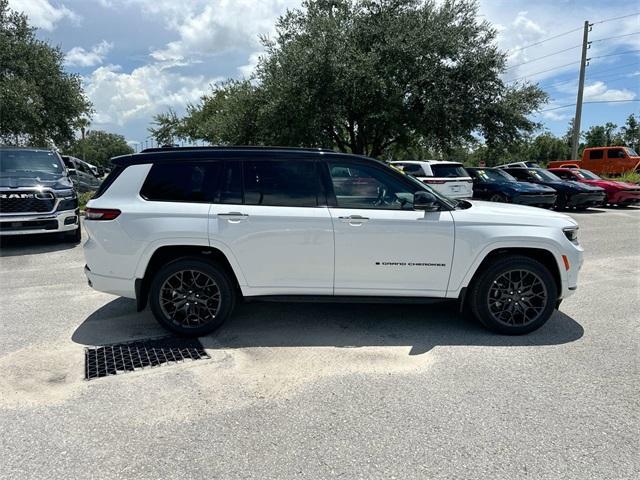 new 2025 Jeep Grand Cherokee L car, priced at $66,036