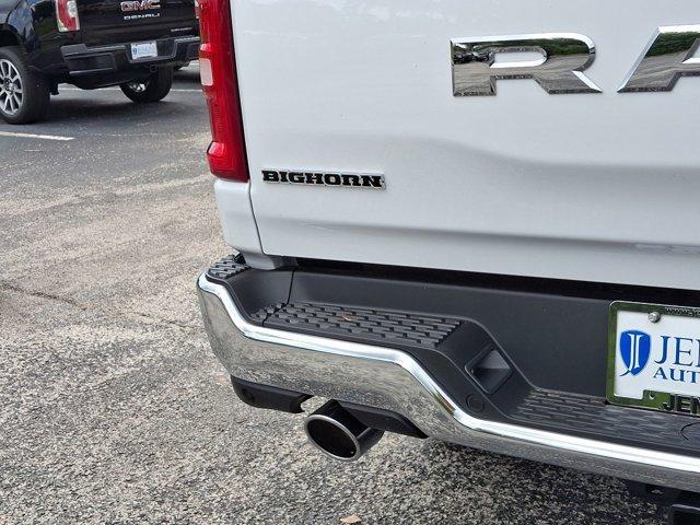 new 2025 Ram 1500 car, priced at $55,200