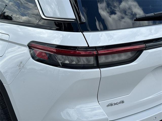 new 2025 Jeep Grand Cherokee car, priced at $40,209