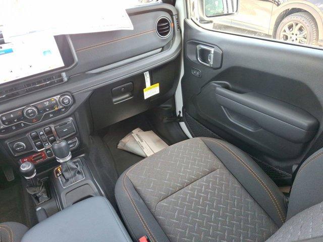new 2025 Jeep Gladiator car, priced at $53,504