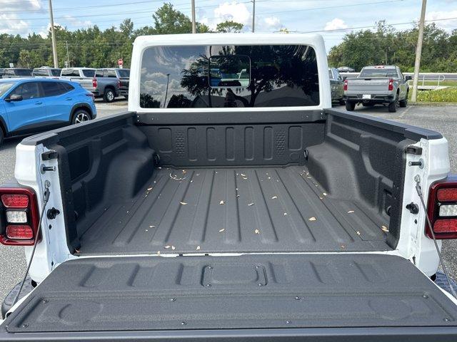 new 2025 Jeep Gladiator car, priced at $56,227