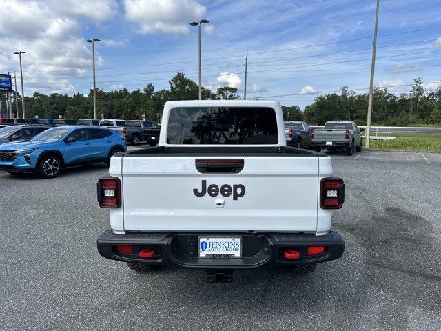 new 2025 Jeep Gladiator car, priced at $56,227