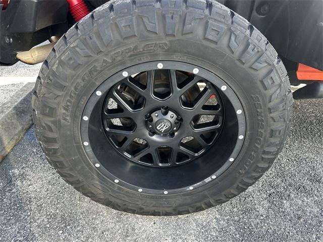 used 2020 Jeep Wrangler Unlimited car, priced at $31,986