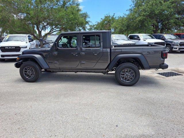new 2025 Jeep Gladiator car, priced at $41,717
