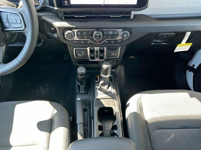 new 2025 Jeep Wrangler car, priced at $45,255