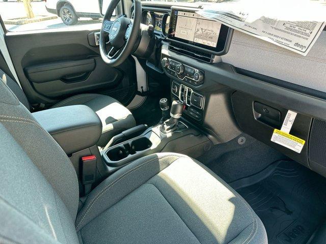 new 2025 Jeep Wrangler car, priced at $45,255