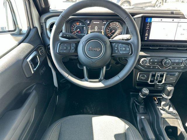 new 2025 Jeep Wrangler car, priced at $45,255