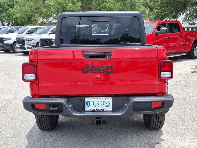 new 2025 Jeep Gladiator car, priced at $47,583