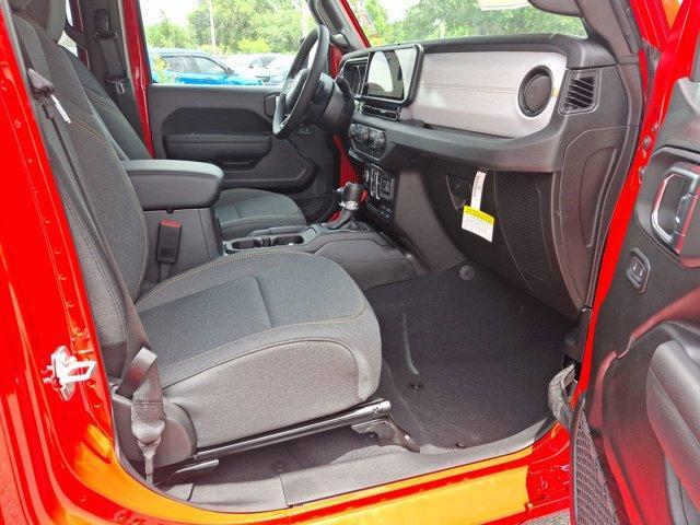 new 2025 Jeep Gladiator car, priced at $47,583