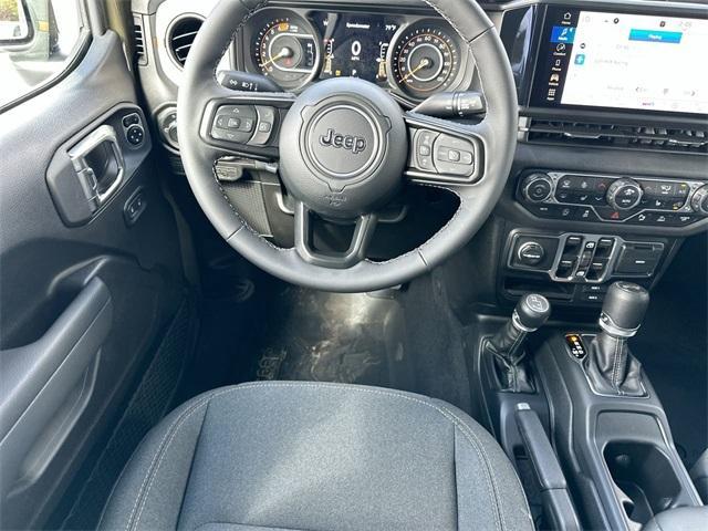 new 2025 Jeep Wrangler car, priced at $44,326