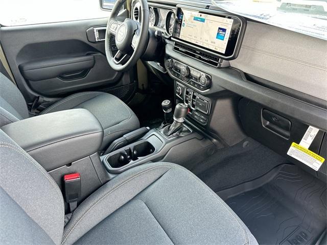 new 2025 Jeep Wrangler car, priced at $44,326