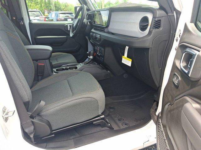 new 2025 Jeep Gladiator car, priced at $47,000