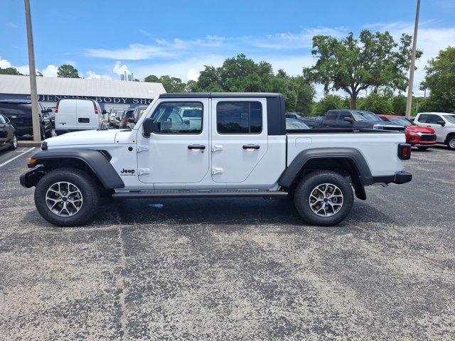 new 2025 Jeep Gladiator car, priced at $47,000