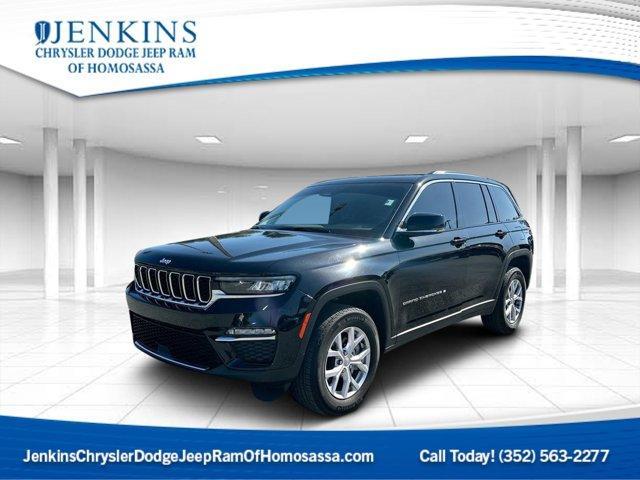 used 2022 Jeep Grand Cherokee car, priced at $28,894
