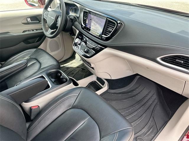 used 2022 Chrysler Pacifica car, priced at $27,976