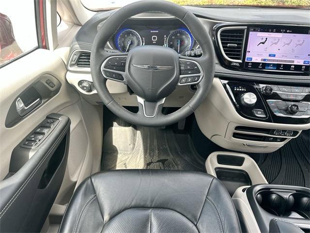 used 2022 Chrysler Pacifica car, priced at $27,976