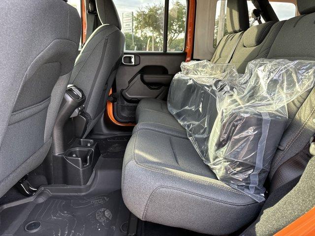 new 2025 Jeep Wrangler car, priced at $41,055
