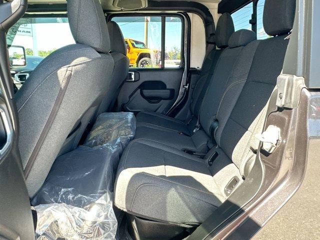 new 2025 Jeep Gladiator car, priced at $44,844