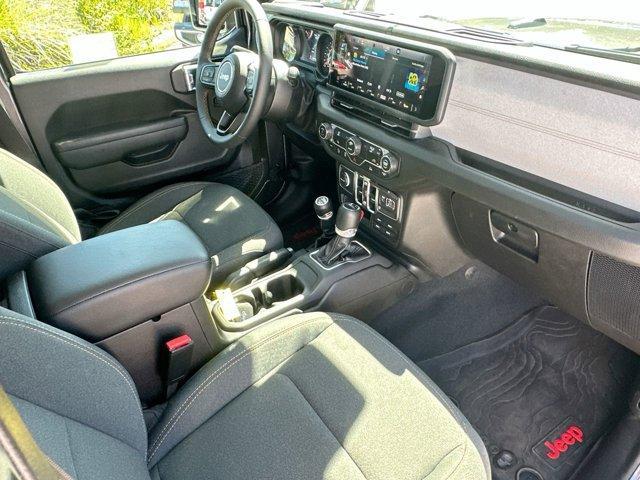new 2025 Jeep Gladiator car, priced at $44,844