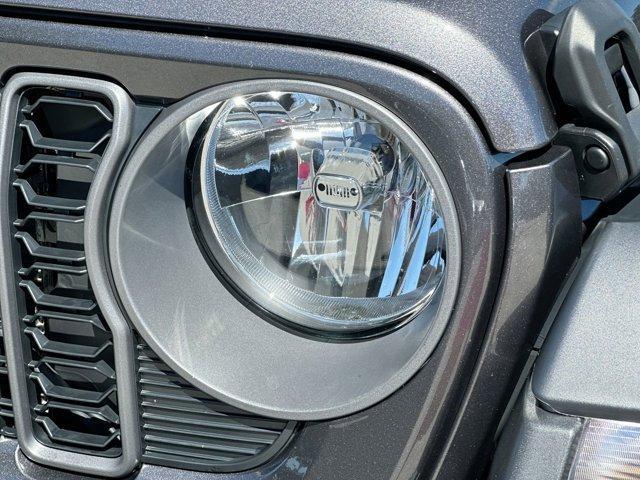 new 2025 Jeep Gladiator car, priced at $44,844