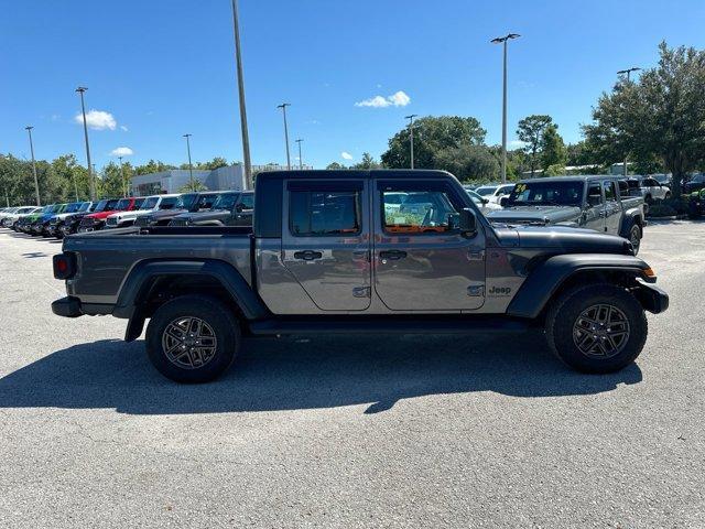 new 2025 Jeep Gladiator car, priced at $44,844
