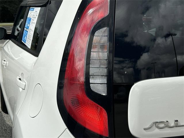 used 2015 Kia Soul car, priced at $9,988