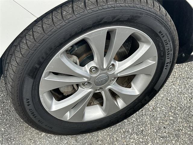 used 2015 Kia Soul car, priced at $9,988