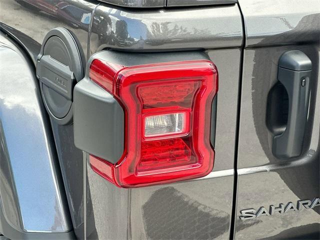 new 2025 Jeep Wrangler car, priced at $53,902