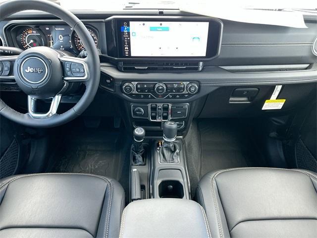 new 2025 Jeep Wrangler car, priced at $53,902
