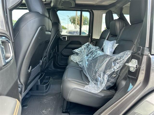 new 2025 Jeep Wrangler car, priced at $53,902
