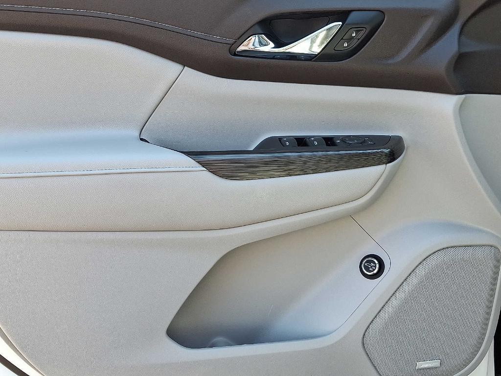 used 2019 GMC Acadia car, priced at $26,995